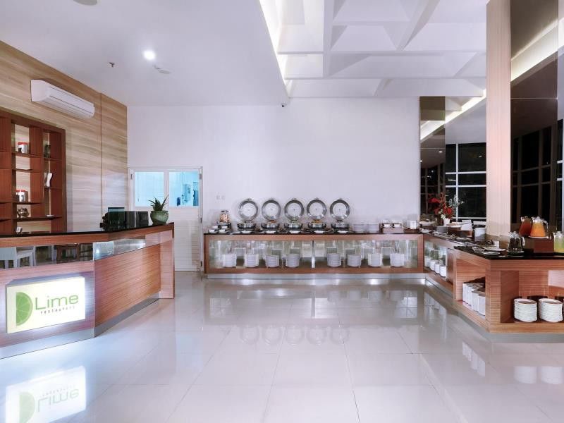 Hotel Favehotel Simpang Lima - Semarang